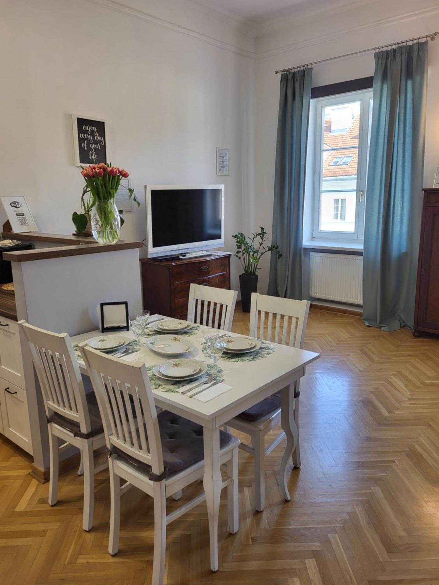 Apartmán Novo Mundo Varšava Exteriér fotografie