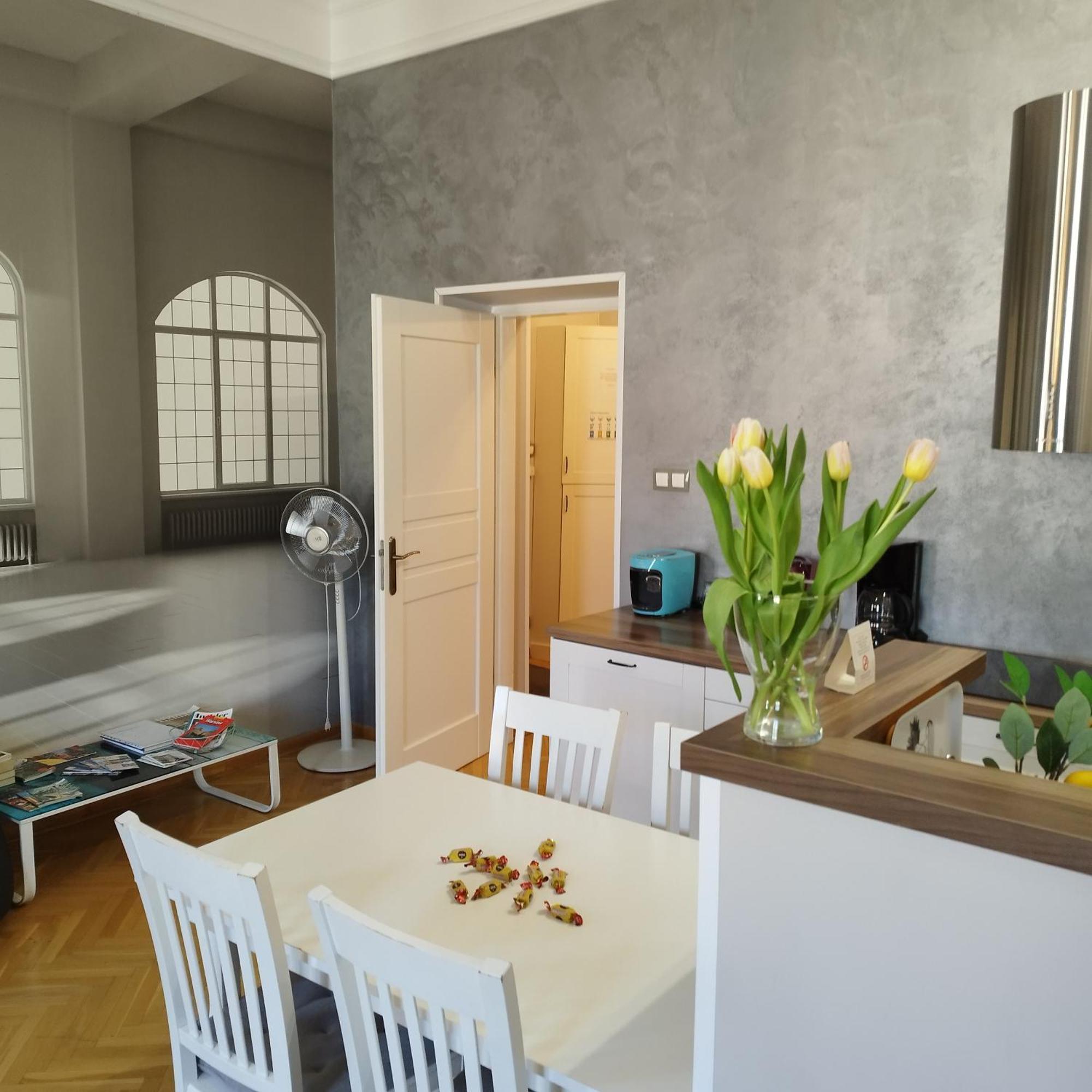 Apartmán Novo Mundo Varšava Exteriér fotografie